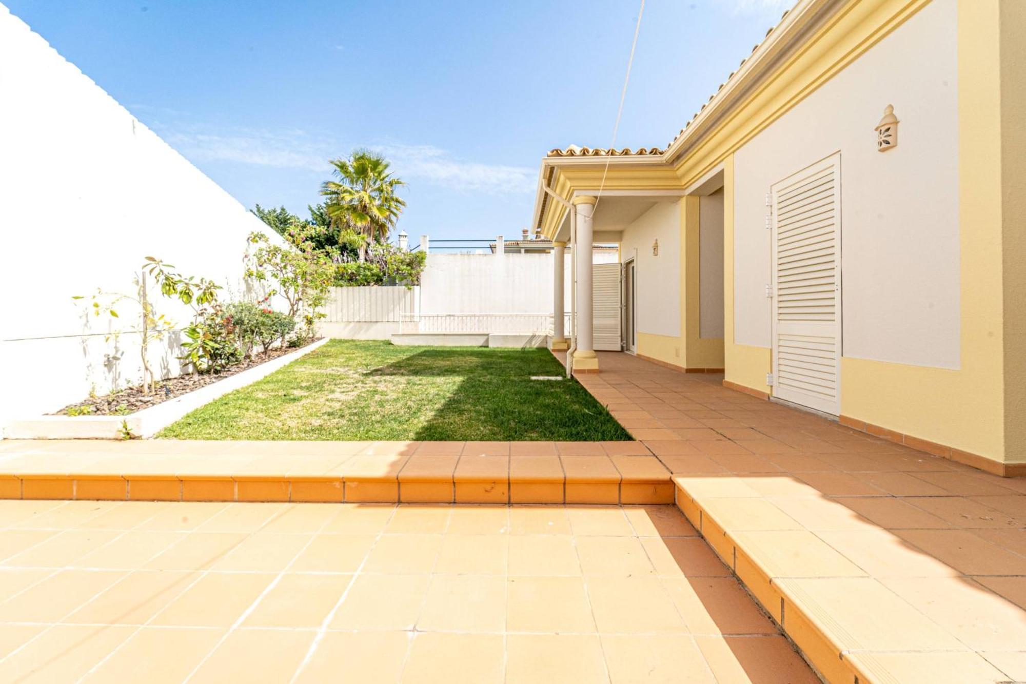Villa Ribeiro By Hellovacations Albufeira Buitenkant foto